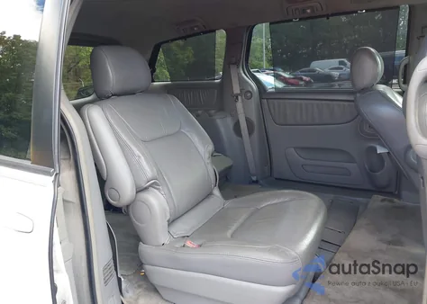 2004 Toyota Sienna Xle from USA, damaged, VIN 5TDZA22C94S154006